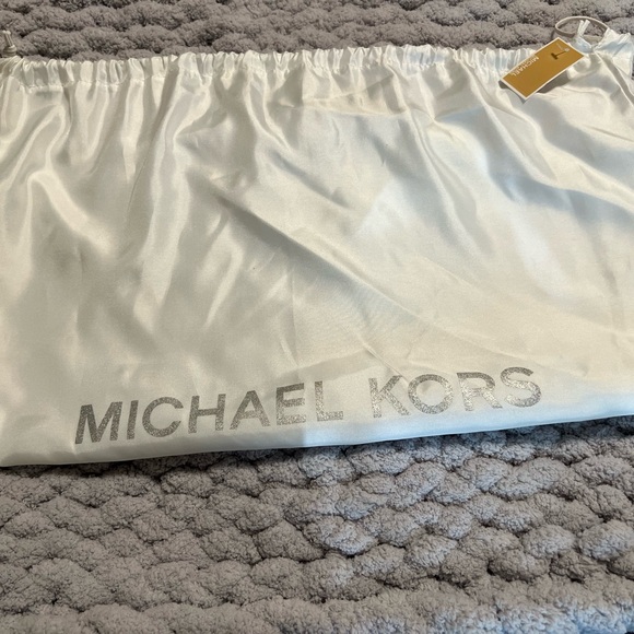 Excellent GUC tan shoulder bag - Picture 10 of 10